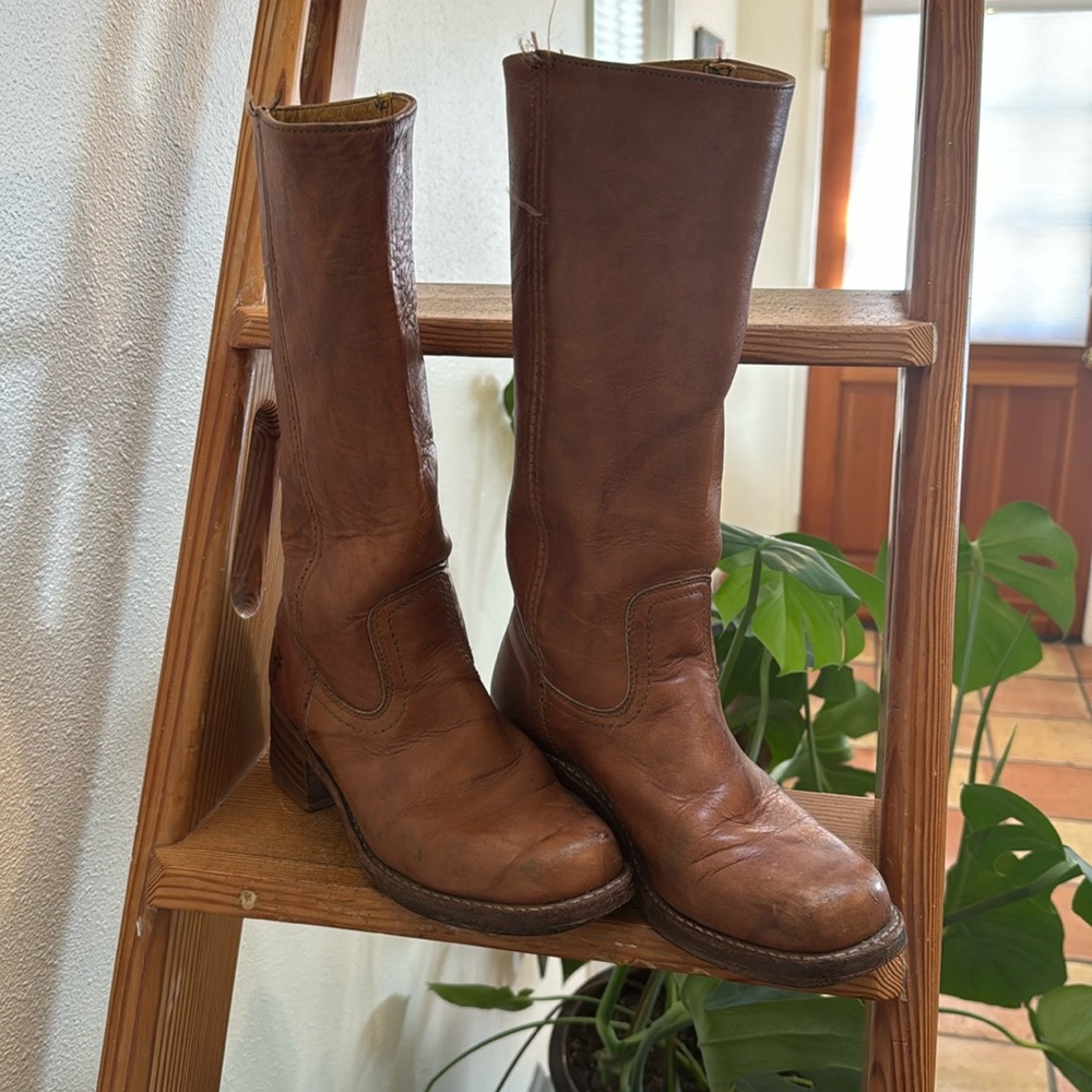 Frye Campus Boots